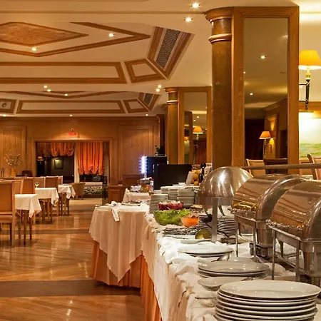 Carcavelos Beach Hotel-3