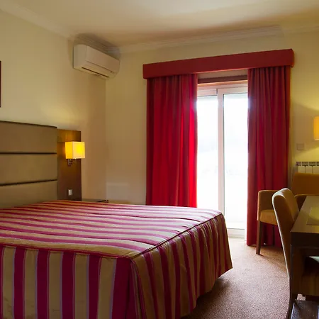Hotel Aguiar Da Pena-3