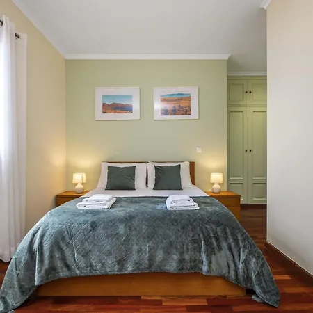 Sea View Apartment-2