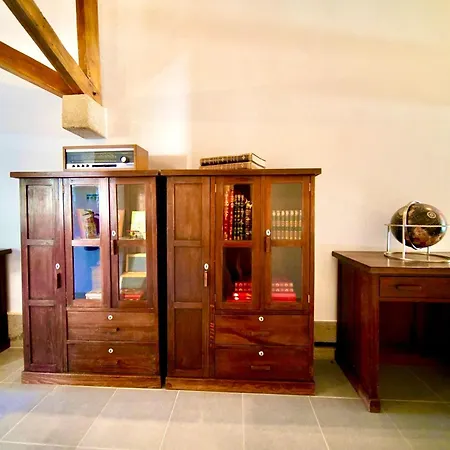 Burra Velha - Private House-3