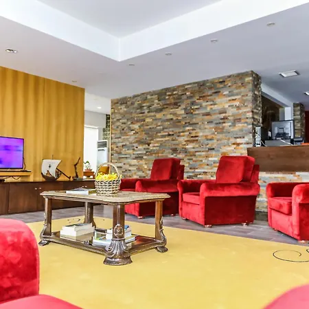 Hotel Columbano-2