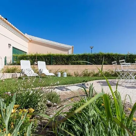 Villas T3 Com Jardim Vila Sagres-2