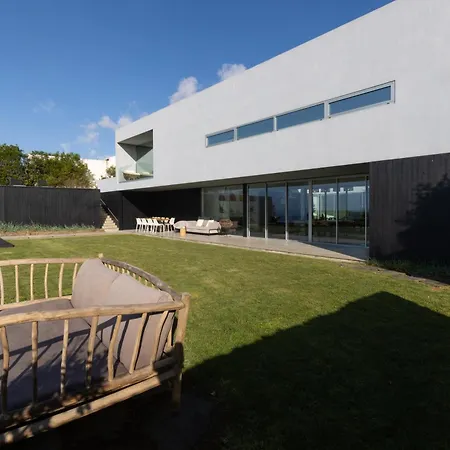 White Exclusive Suites & Villas-2