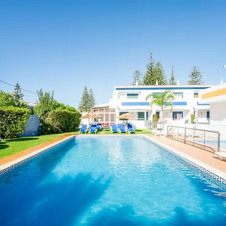 Oasis Beach Apartments-3