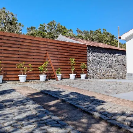 Villa Capelinhos-3