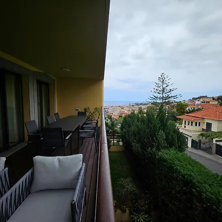 Madeira Luxury Villas Living Funchal-3