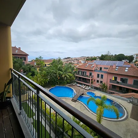 Madeira Luxury Villas Living Funchal-3