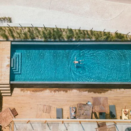Noah Surf House Portugal-2
