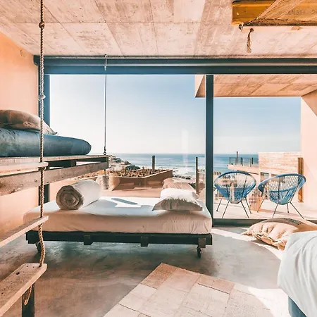 Noah Surf House Portugal-2
