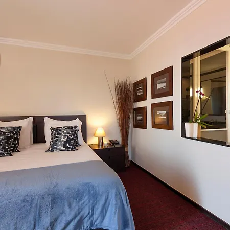 Carcavelos Beach Hotel-3