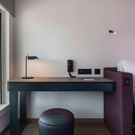 Yotel Porto-3