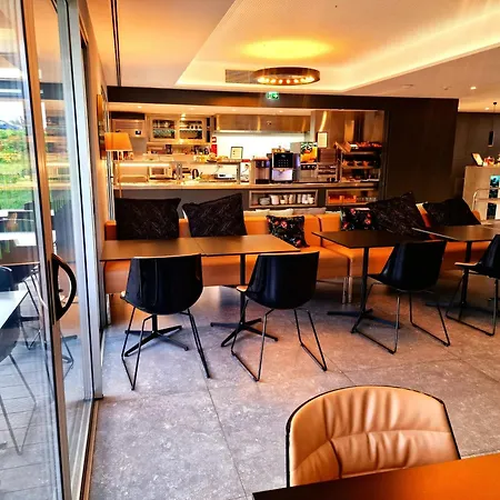Hotel 3K Porto Aeroporto-3