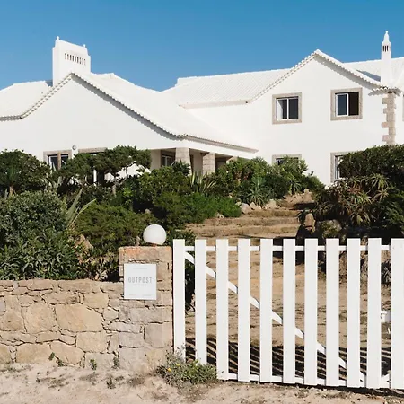 Outpost - Casa Das Arribas-3