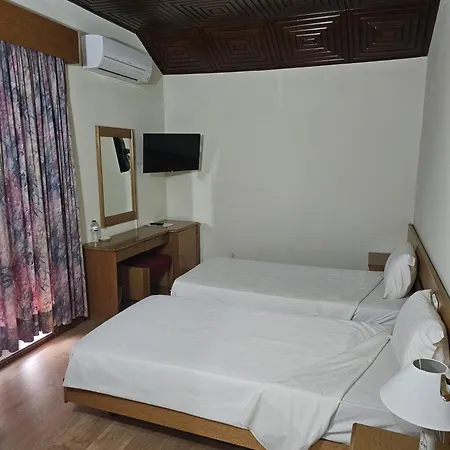 Hotel Cruz Da Mata-3