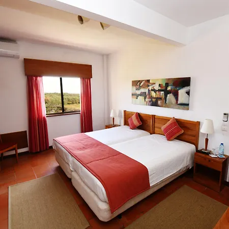 Praia Da Lota Resort - Beachfront Hotel-3