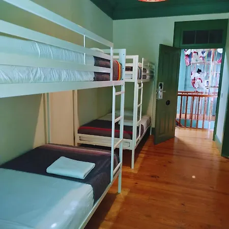 29 Madeira Hostel-2