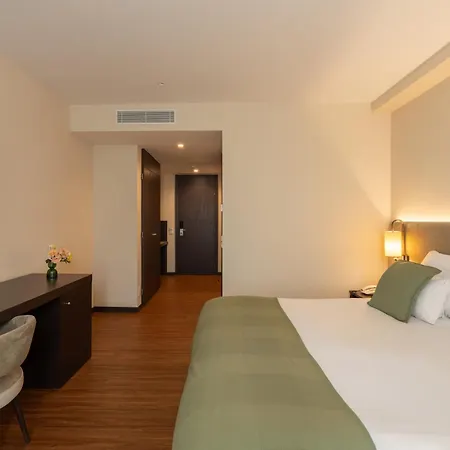Hotel Premium Porto Maia-3