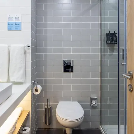 Holiday Inn Express Porto City Centre By Ihg-2