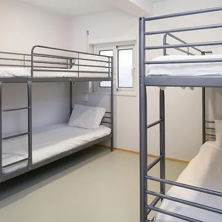 Help Yourself Hostels - Carcavelos Coast-3