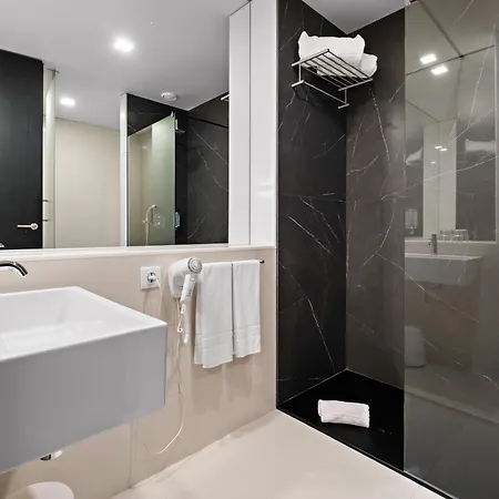 Axis Viana Business & Spa Hotel-2