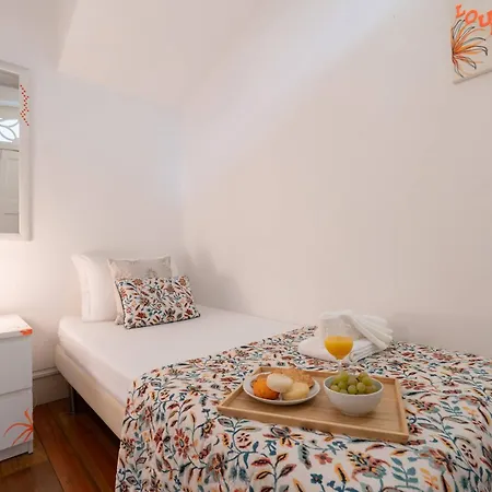 Porto Lounge Hostel & Guesthouse By Host Wise-2