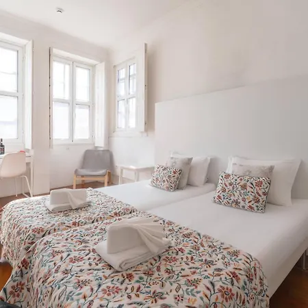 Porto Lounge Hostel & Guesthouse By Host Wise-3
