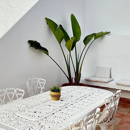 Aloha Burgau Guesthouse-3