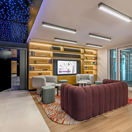 Yotel Porto-2