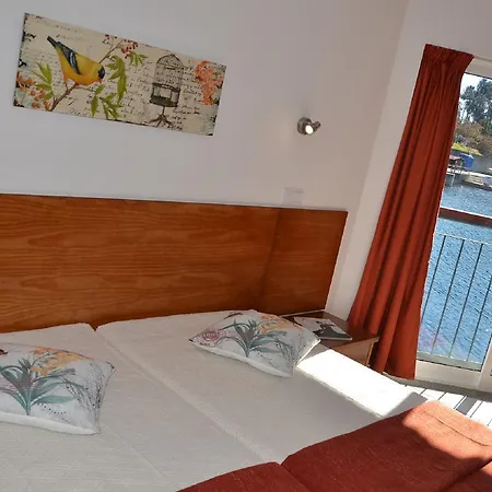 Praia Das Rocas Bungalows-3