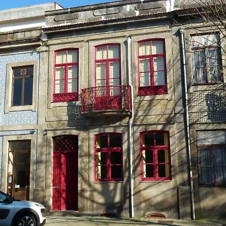 Canvas Atelier Hostel-3