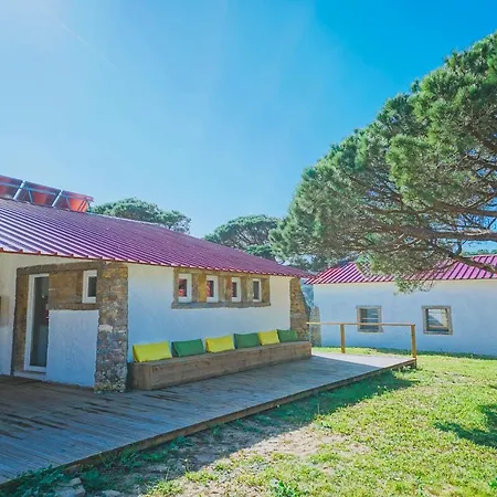 Oasis Backpackers Hostel Sintra Surf-3