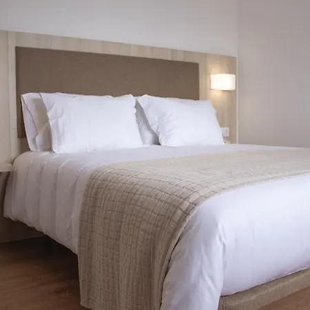 Up Hmb Hotels-2