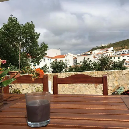 Carrapateira Lodge-2