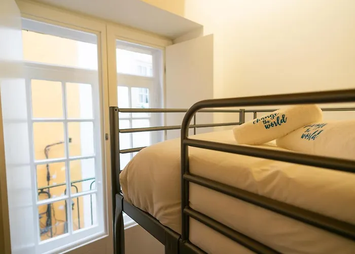 Change The World Hostels - Coimbra - Almedina, Portugal