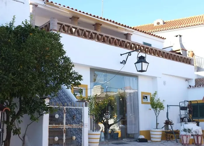 Casa Vitória Guest House