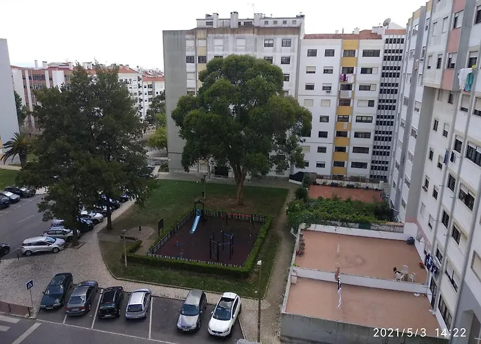 Quartos Cesário Verde Massamá
