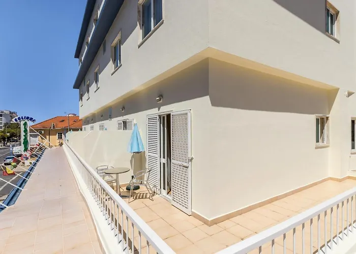 Hotel Residencial Colibri Costa da Caparica, Portugal