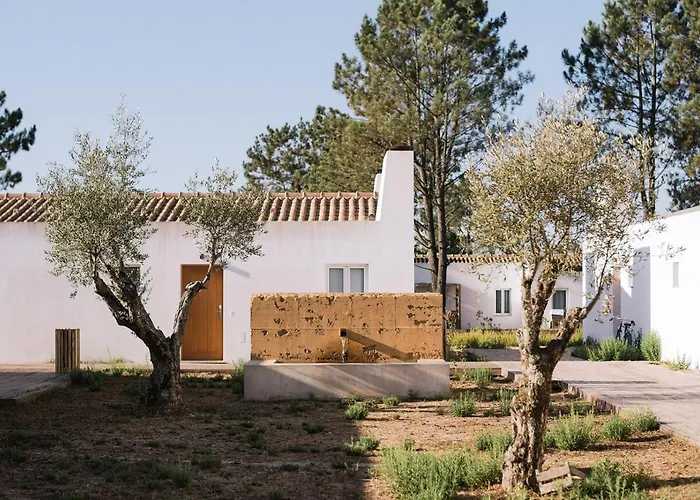 Craveiral Farmhouse By Belong Staying & Feeling São Teotónio, Portugal