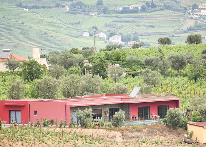 Quinta Dos Padrinhos - Suites In The Heart Of The Douro