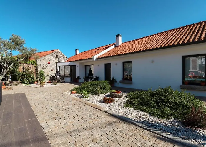 Casa Do Casal - Country House With Swimming Pool