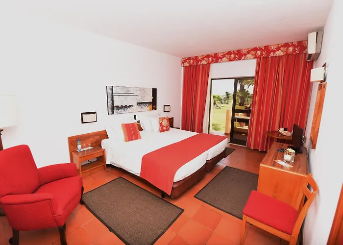 Praia Da Lota Resort - Beachfront Hotel Manta Rota, Portugal