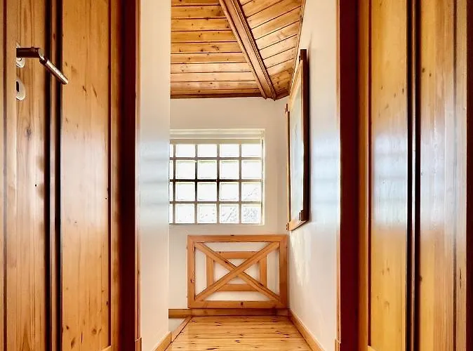 Casa Do Rio Alva