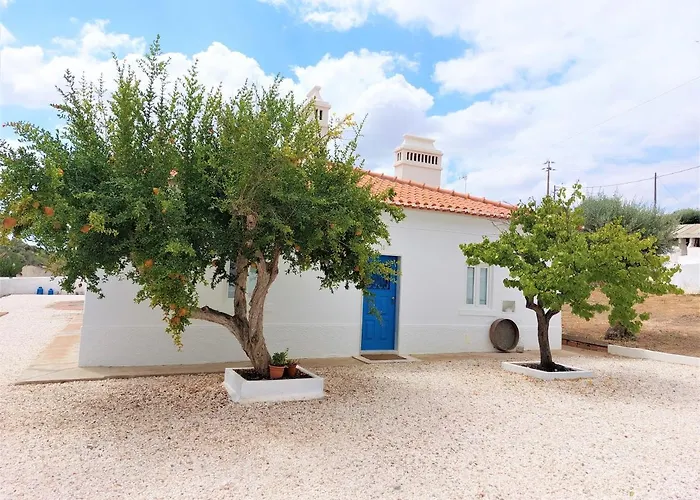 Mileu Slowhouse Veiros , Portugal