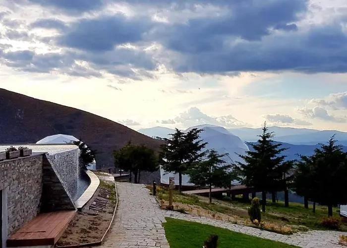Natura Glamping