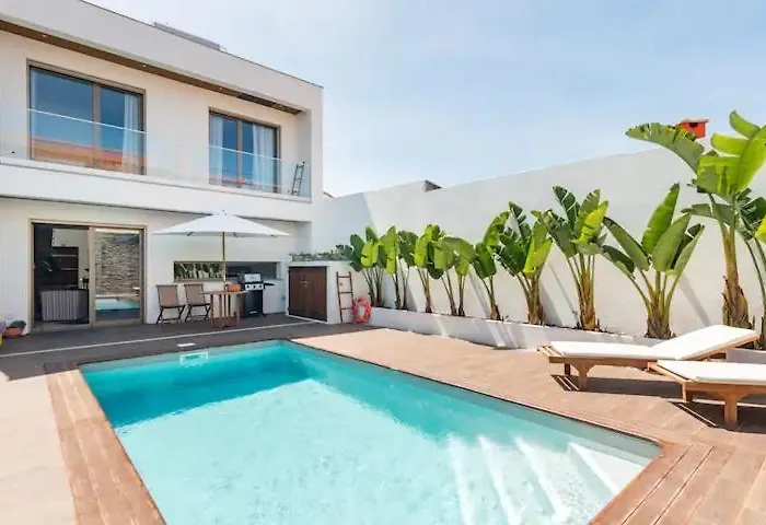 Baleal Surf Ranch Hotel Ferrel , Portugal