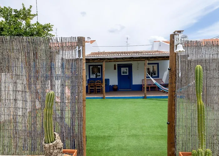 Sunrise Blue - Casa Com 2 Quartos Jardim
