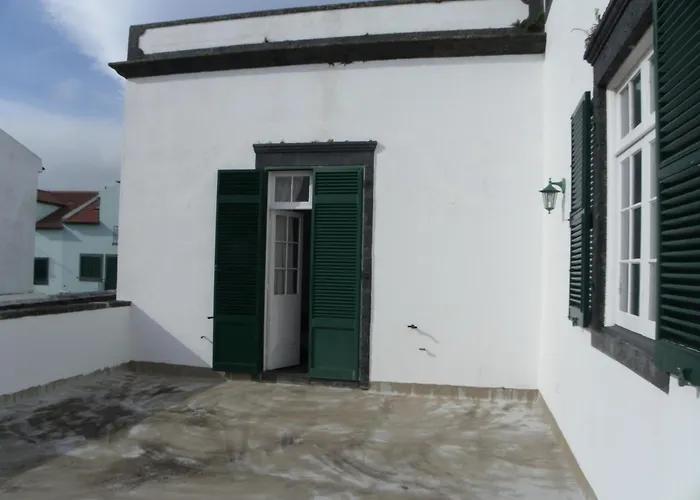 Lagoa Hostel & Suites