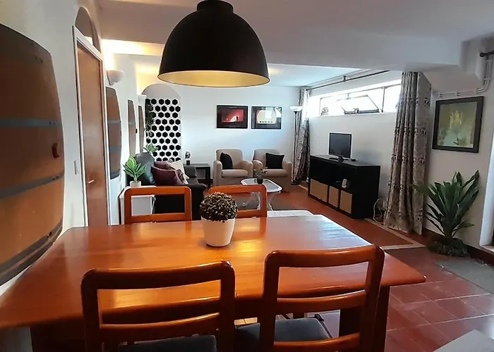 Casa Deixa-O-Resto Guesthouse