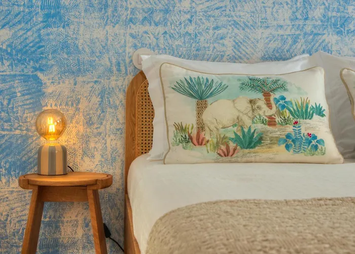 Blue Bay, Charming Home