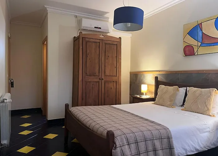 Casa Da Fonte Sagrada Hotel Loriga, Portugal